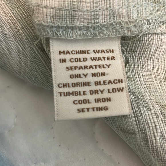 Caribbean Hawaiian button-down shirt XL - Picture 4 of 4